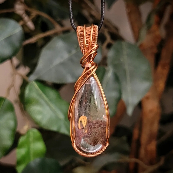 Handmade Garden Quartz Crystal Pendant in Copper - Picture 1 of 2